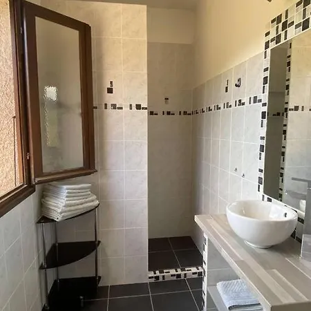 T2 Proche De Corte Apartment *